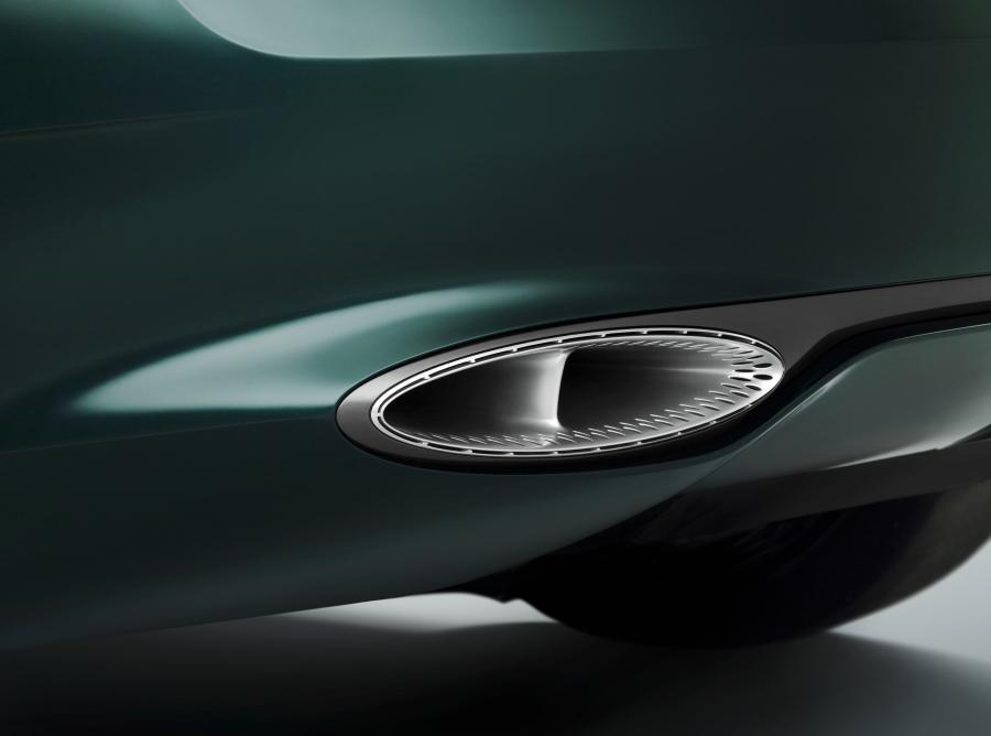  Bentley EXP 10 Speed 6 2015 года  (фото 11 из 16)